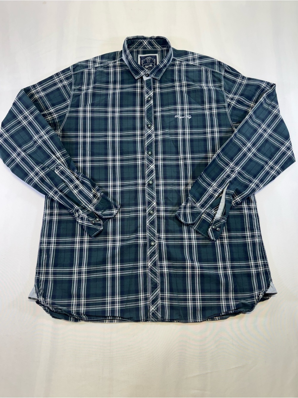 Men's Green Plaid Long-Sleeve Button-Down Shirt